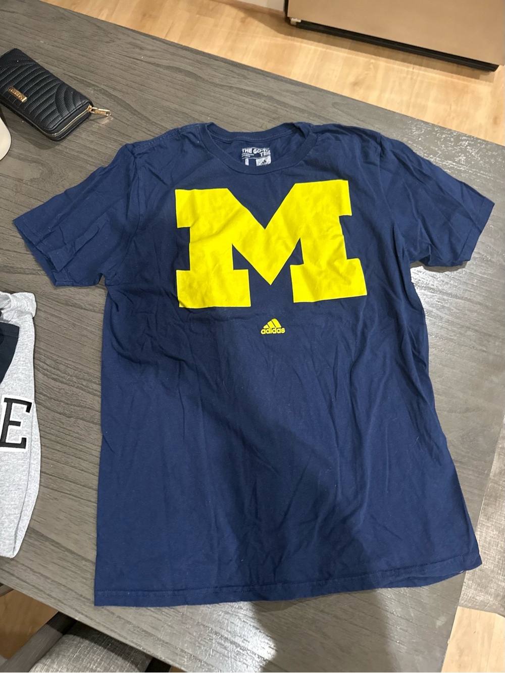 Adidas Men's university of Michigan Navy T-Shirt with Yellow 'M' Logo